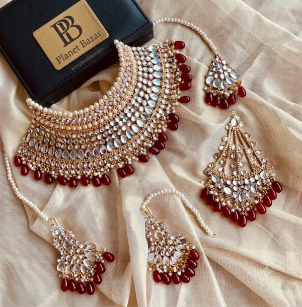 Zoya Kundan & Maroon Bead Choker Set