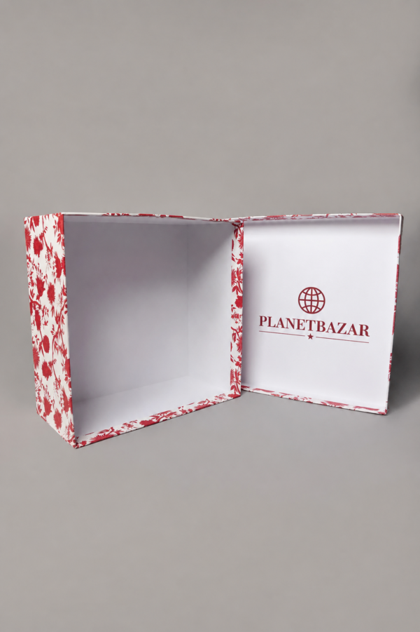Charlotte Gift Box (Large)